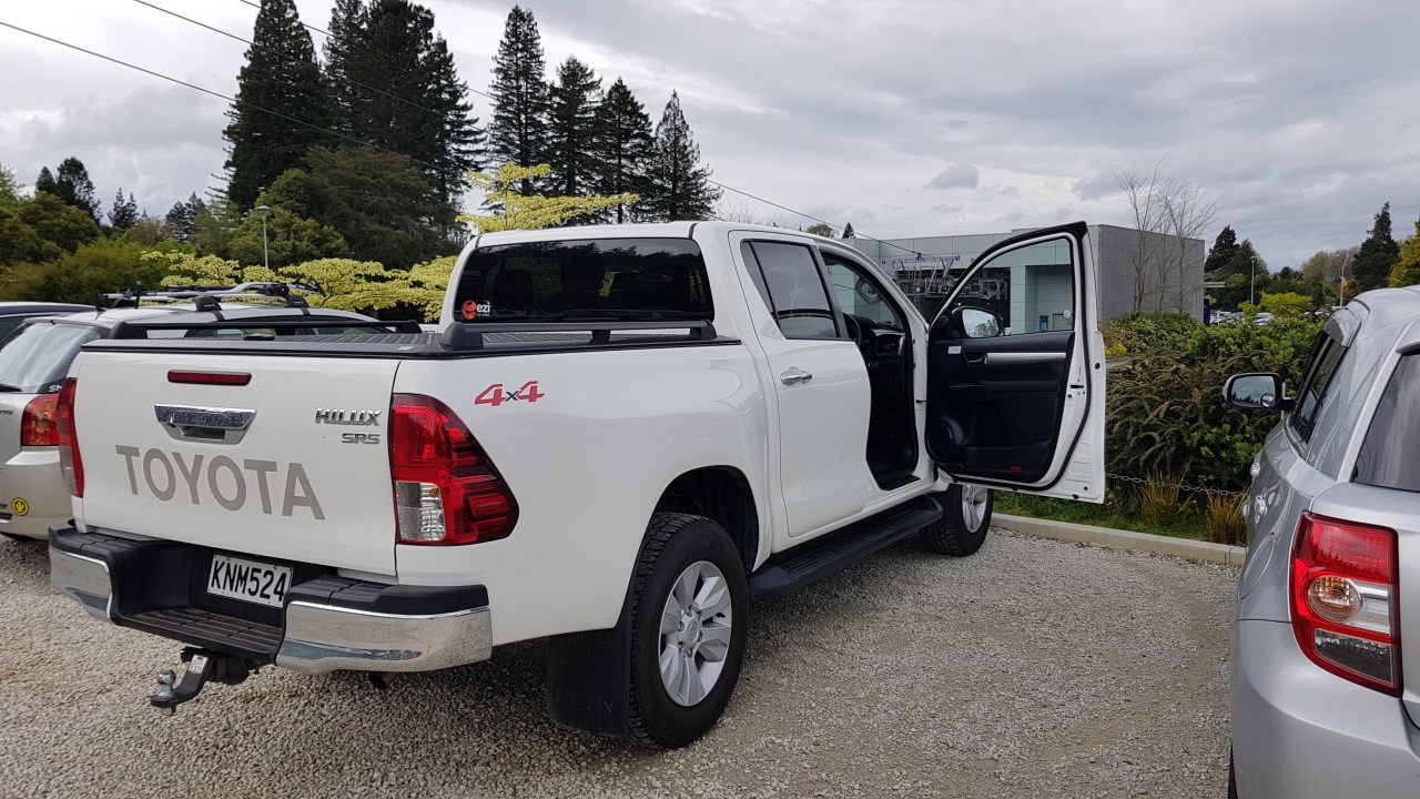 オークランドから遠出するならレンタカーを使うべしやもりの屋根裏基地