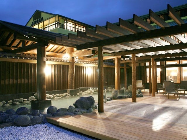 天然温泉「ふじやま温泉」今は旅行が趣味です