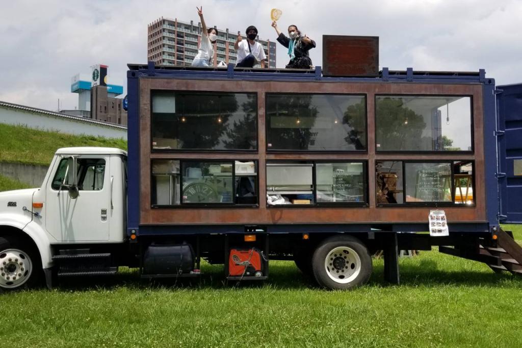 Ⓘ観音公園会場津まつり