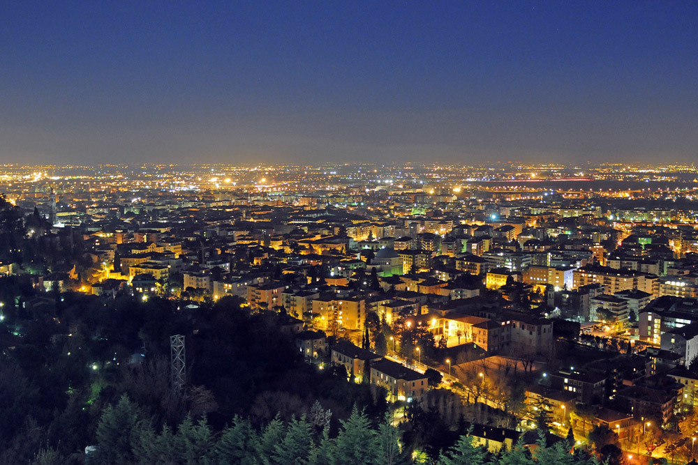 4K HDR 汐留イタリア街