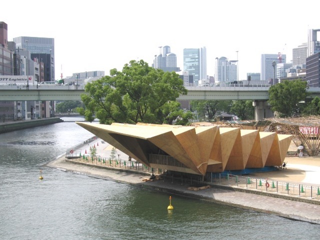 川の駅はちけんや ホームメイト