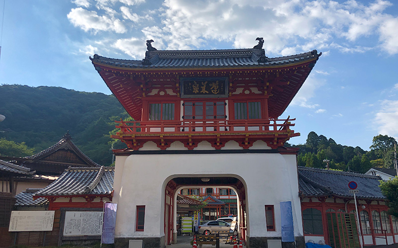 武雄温泉 散策コース：歴史と癒しを巡る温泉の聖地へ -