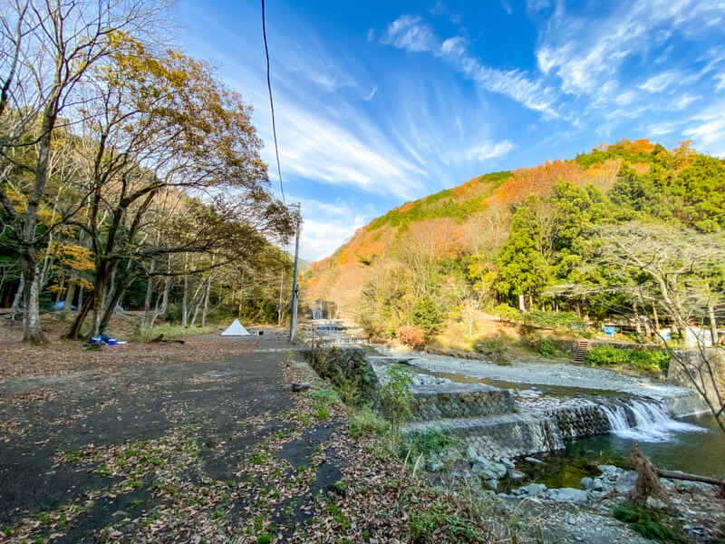 焚き逃げ」が横行？神奈川県の無料キャンプスポット「中津川河川敷」で清掃活動を実施株式会社noasobiのプレスリリース