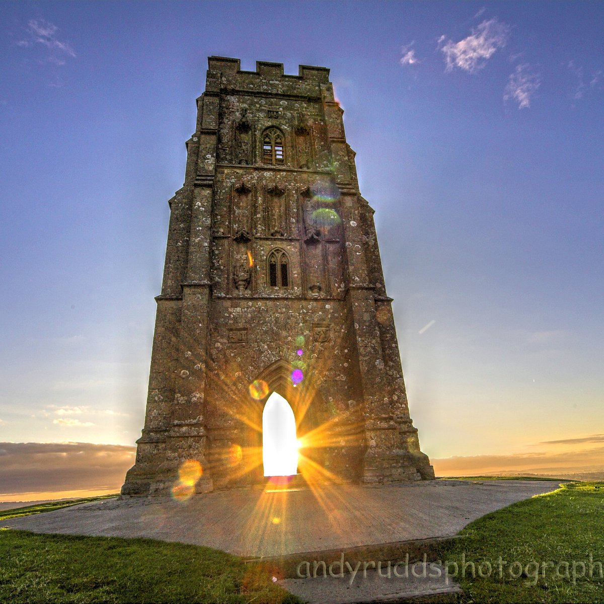 次のイギリス旅行で訪ねたいイングランドの隠れた名所グラストンベリーブリティッシュメイド