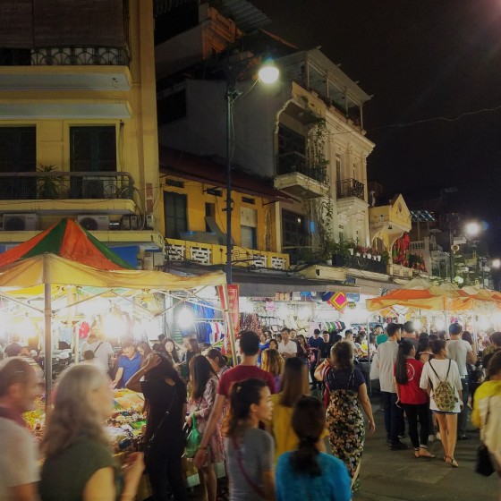 カイベー水上マーケット「亡国のタイムマシン」- ホーチミンと周辺の観光スポット - ベトナム旅行の観光・格安現地ツアーTNKトラベルJAPAN