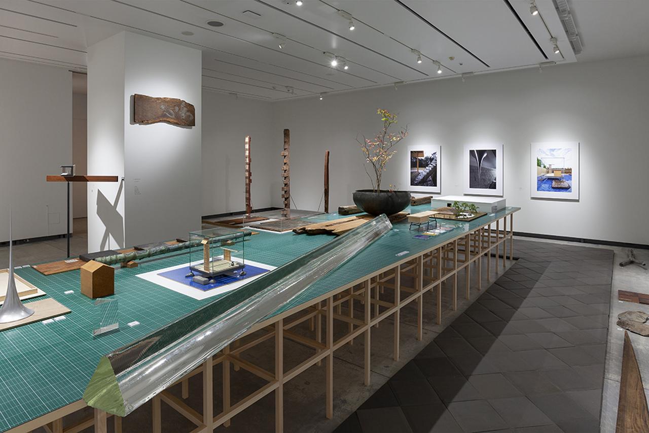 M邸新素材研究所New Material Research Laboratory