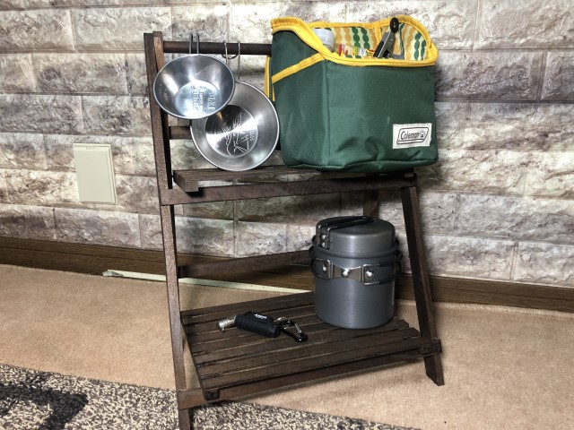 爆安 ダイソーの新作「ハンギングラック」を入手。あの名品と比較してみたらCAMP HACK