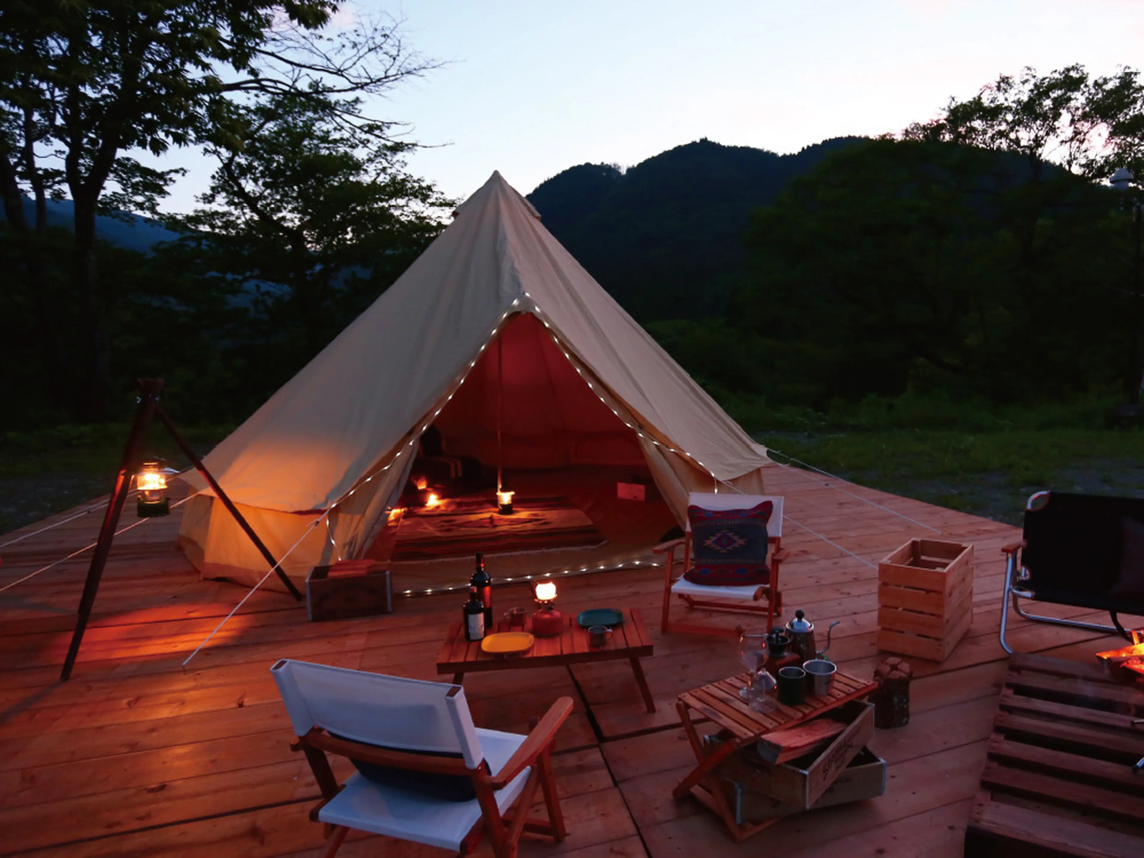 めいほう高原キャンプフィールド 芝サイトで爽やかな高原の風を楽しむJEKKINO.COM