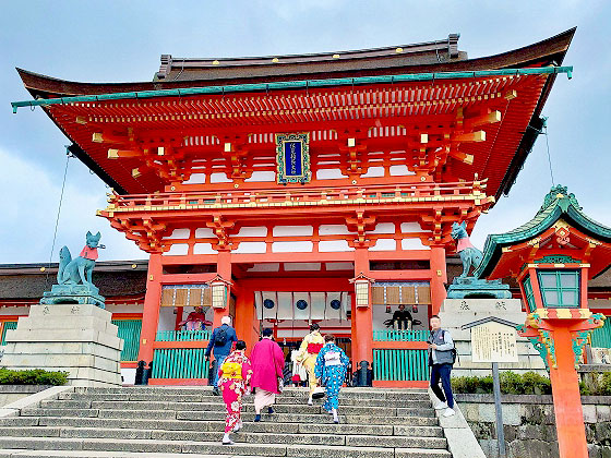 ご利益たくさん！「東伏見稲荷神社」で福の神パワーにふれる旅 - 多摩 - GRUTTO