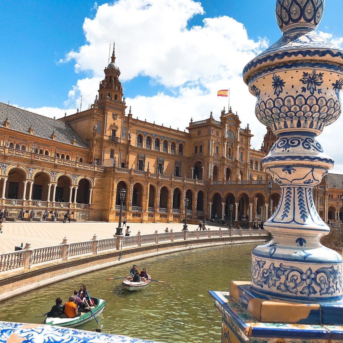 260,822 スペイン 街並み Stock