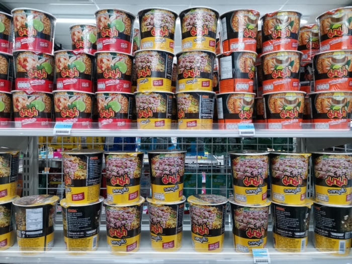 バンコク・スワンナプーム空港内で買えるおすすめお土産6選＆お店の場所絶景in - 海外旅行記