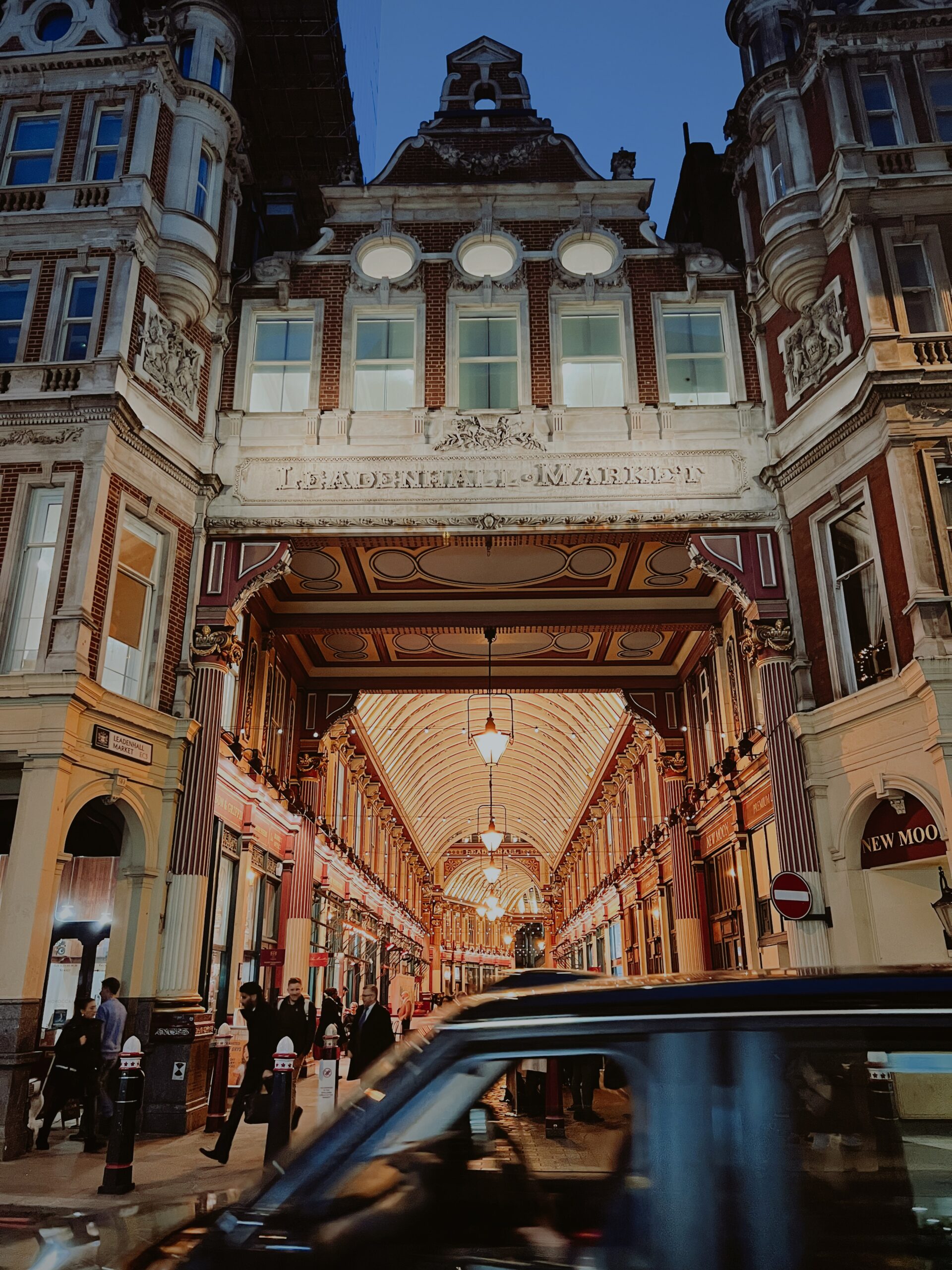 連載コラム 舞台とハワイと時々ニューヨーク「映画版キャッツで愉しむ、プチ・ロンドン観光」旅の扉Risvel