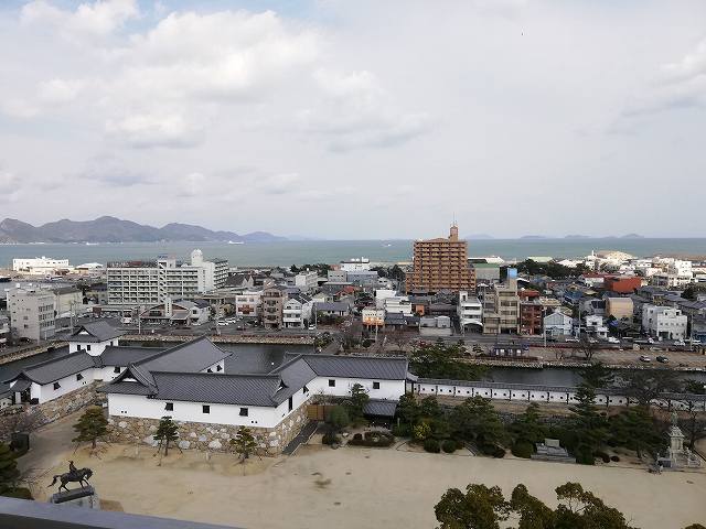 今治城愛媛のスポット・体験愛媛県の公式観光サイト いよ観ネット