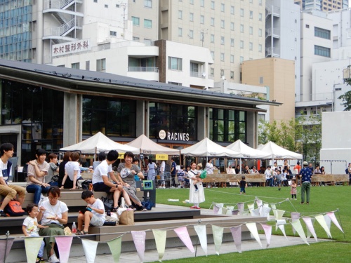 池袋でアウトドアランチするならココ！〜南池袋公園〜 - 歴史探偵