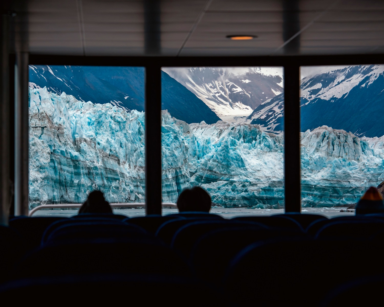 クルーズ寄港地 グレーシャーベイ アラスカ クルーズプラネット