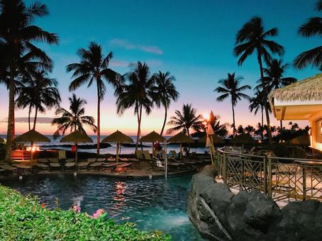 ワイキキビーチ 28144054996 の写真・イラスト素材アマナイメージズ