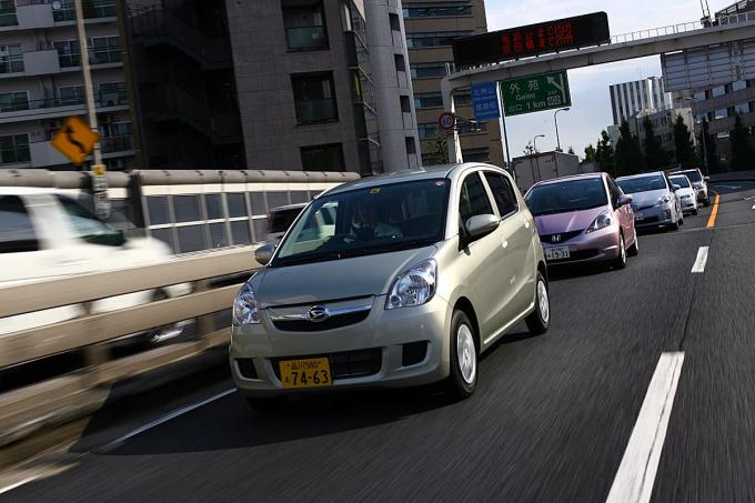 Uターンラッシュ 高速道渋滞30キロ超えも 4連休最終日で写真特集5 5毎日新聞