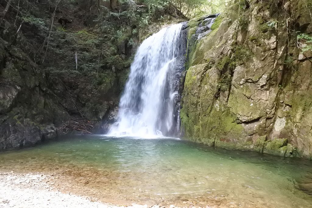 熊野那智大社から那智の滝まで徒歩での所要時間 那智大社～三重塔編きい散歩