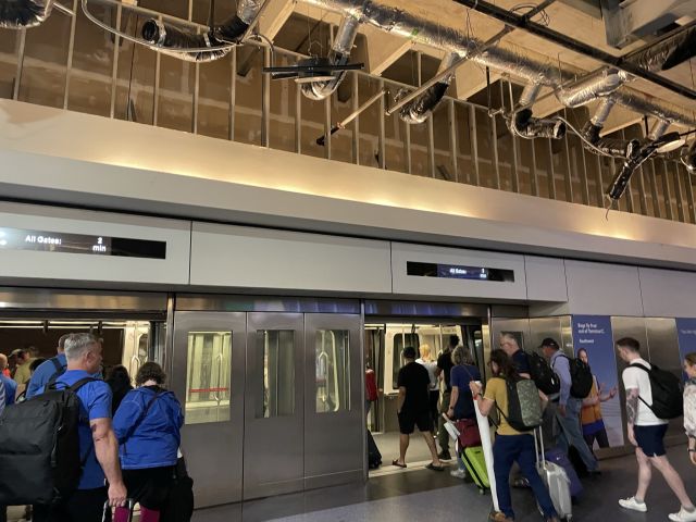 成田 - デンバー直行便 ユナイテッド航空3月の機内食, ANA