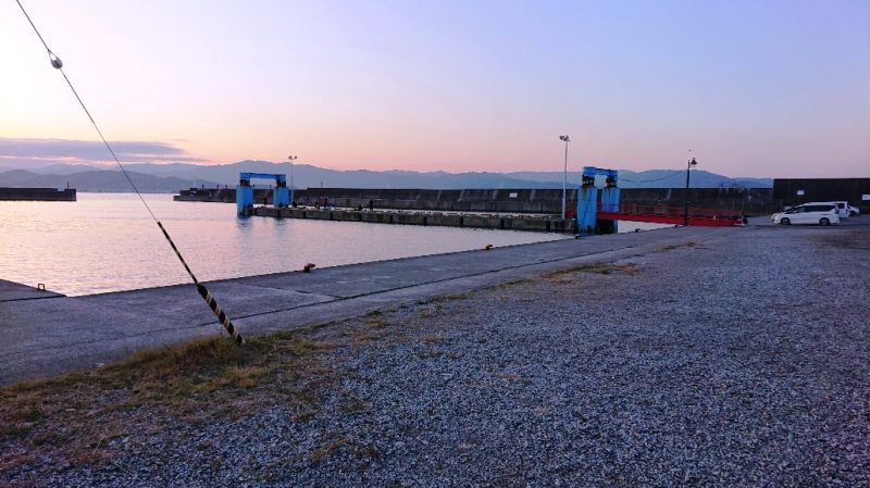 雑賀崎漁港・親子釣りパークの釣り場とポイント防波堤、堤防、カレイ、チヌ、グレ、アジ、アオリイカす〜さんの釣行記＆釣り情報・時々AQUA