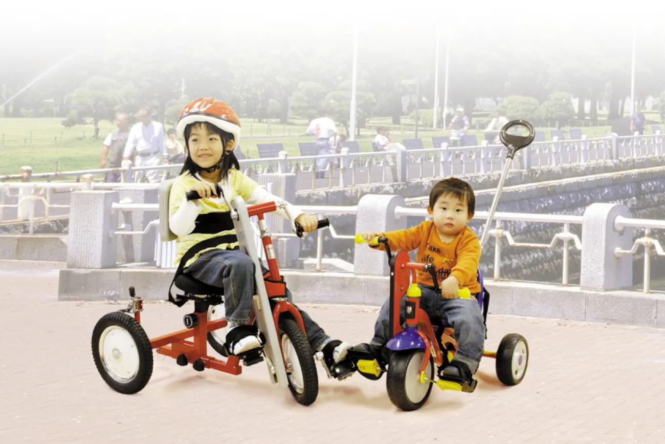 レア 手漕ぎ三輪車・赤 437-