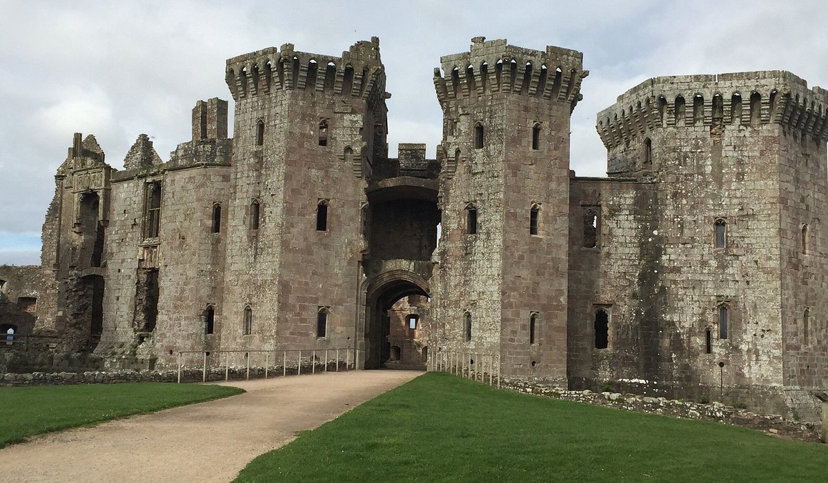 中世の城と大自然を堪能！ウェールズのおすすめ観光地10選名所を厳選NEWT ニュート