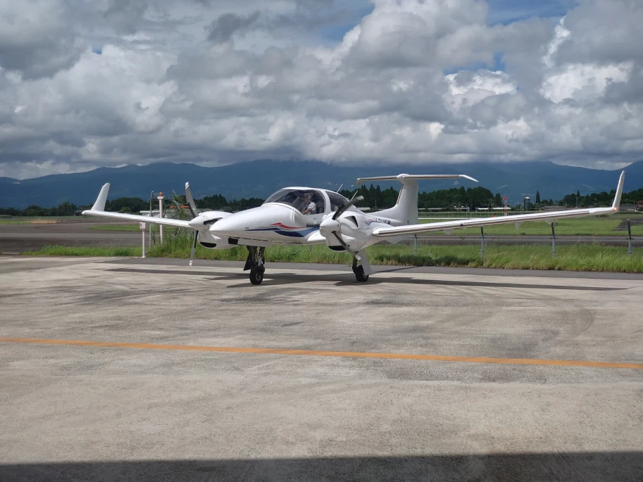 ダイヤモンド エアクラフト DA-20 DA20 一般航空