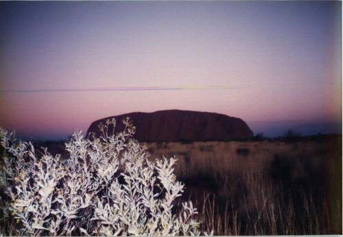 セカチューのロケ地！地球のへそ ウルル に行って来た結果 ！旅らび.com