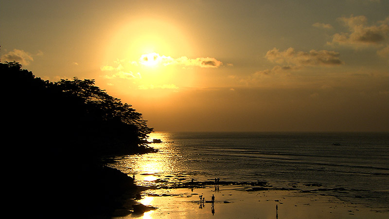 穴場 ジャカルタから2時間で綺麗な海：セパ島Easy Going