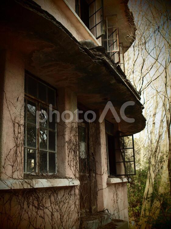 神戸・摩耶観光ホテル迷惑物件が「廃墟の女王」と呼ばれるまで 未来につなぐ“遺産”への道のりラジトピ ラジオ関西トピックス