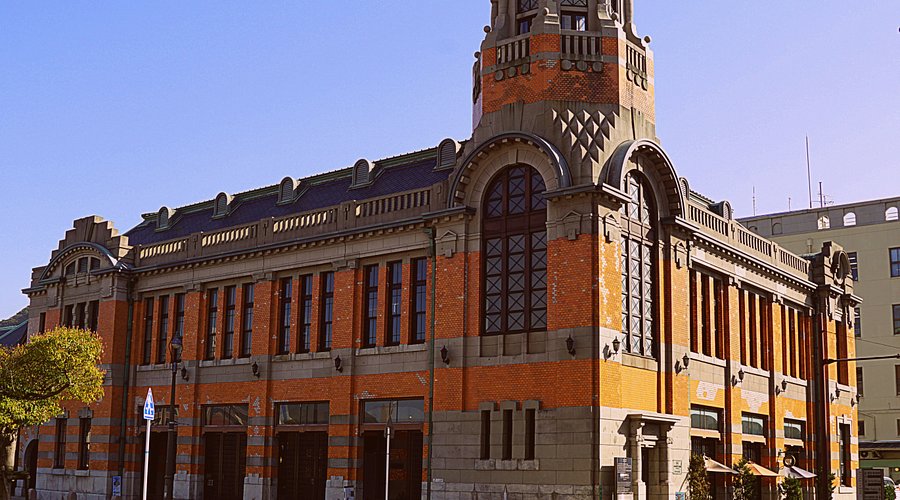 旧大阪商船 大正６年建設。レトロ感たっぷり！圧巻のドイツ風建造物は必見！ 門司港レトロ ひーたぱぱブログ