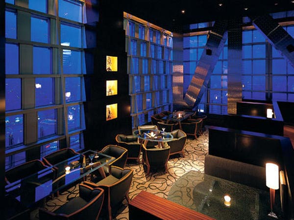 中国上海観光 上海外灘にあるSky Bar