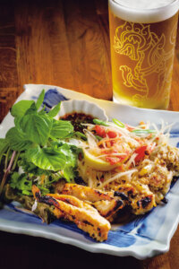 バーンルンナンチャオきしめん風のもちもちした太麺のパッシーユタイ料理 西荻窪グルメ情報誌「おとなの週末Web」