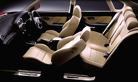 スバル レガシィ B4 2003年モデル