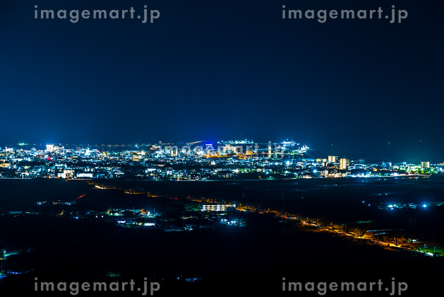 エメラルドの海を見る展望台-石垣島の観光スポット石垣島ツアーズ