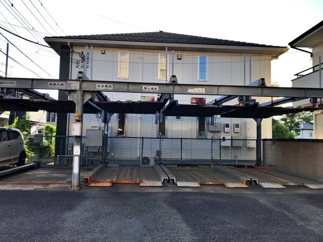 駐車場のお知らせギャルソンヌ 新所沢店