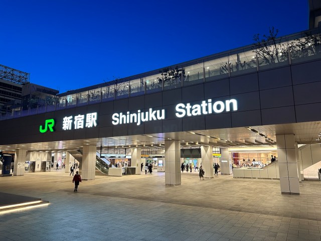 新宿駅の待ち合わせ場所35選！東口・西口・南口などわかりやすいスポットを紹介東京ナビゲート