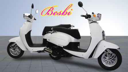 気軽におしゃれに乗りこなそう！おすすめスクーター7選 - Webikeプラス