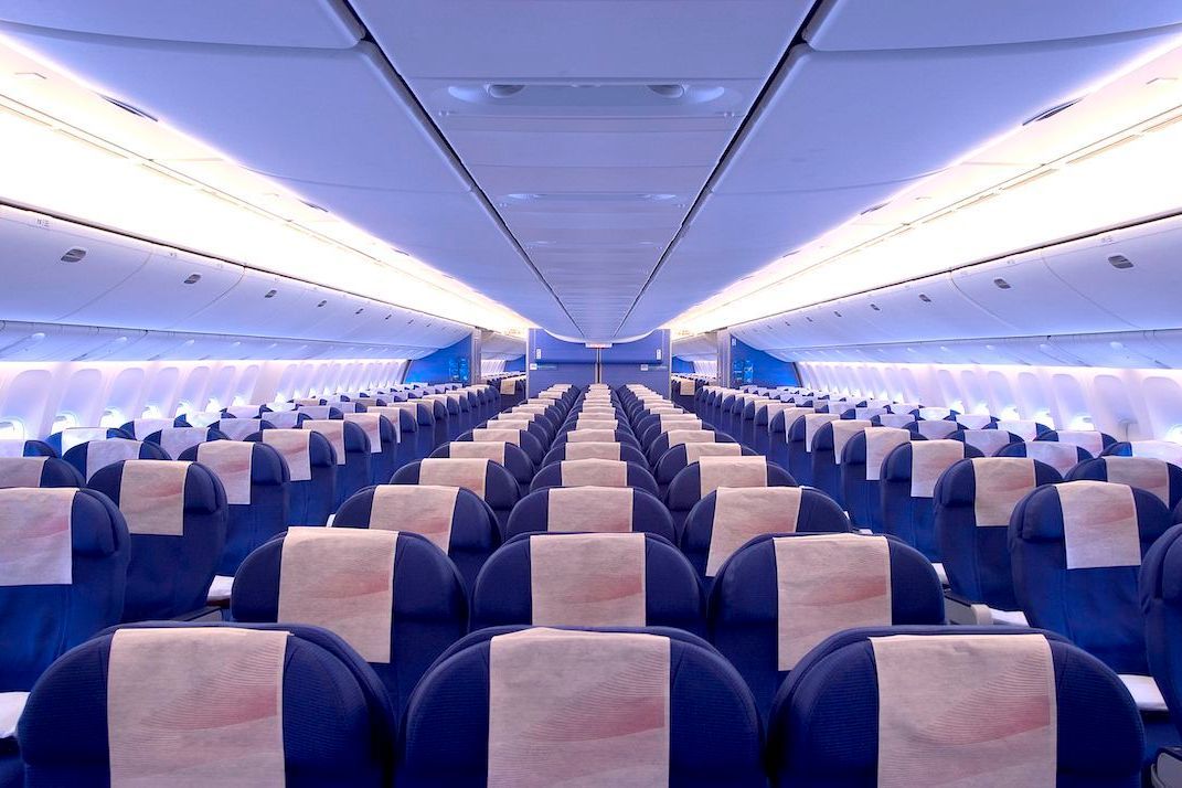 スーツケースとパソコンの飛行機内持ち込み