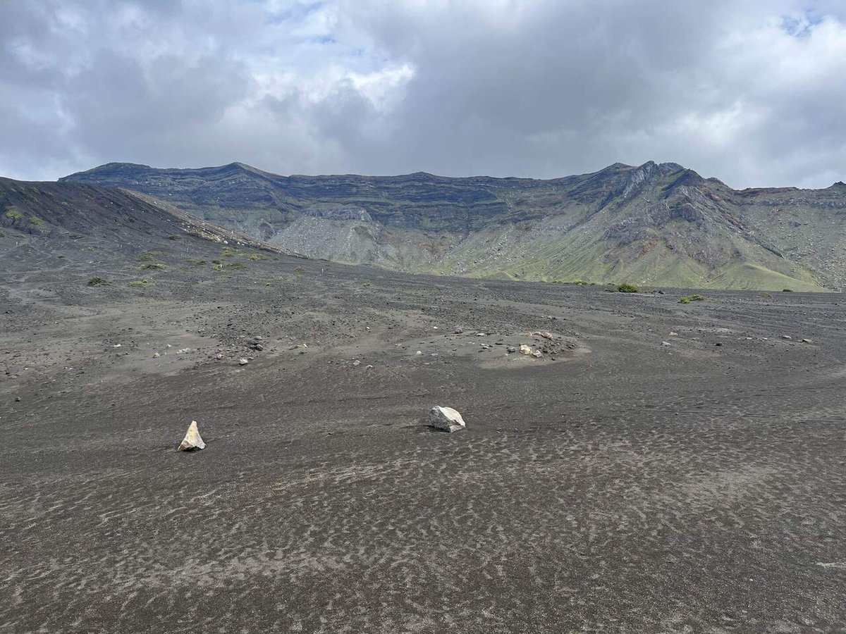 阿蘇中岳にある砂千里をご紹介します！道の駅 阿蘇