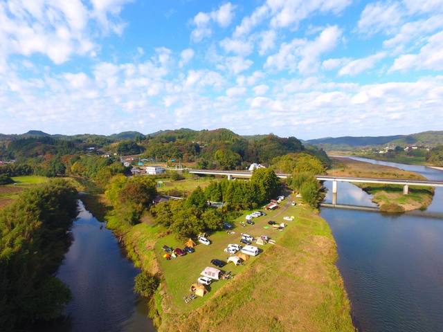 オートキャンプ那珂川ステーション」で川遊びや自然を満喫！キャンプ・アウトドア情報メディアhinata