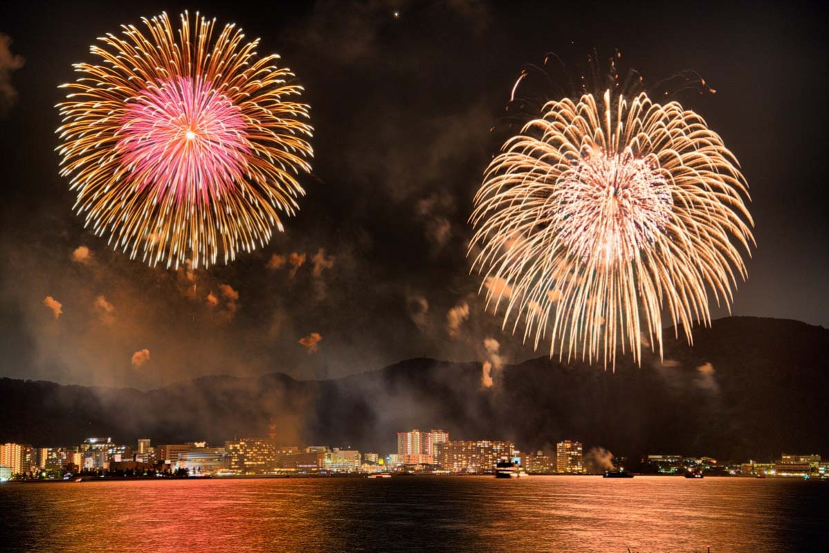 4年ぶりに開催「2023びわ湖大花火大会」ふりかえり。花火の感動シーンをギュッと凝縮してご紹介！ - しがトコ