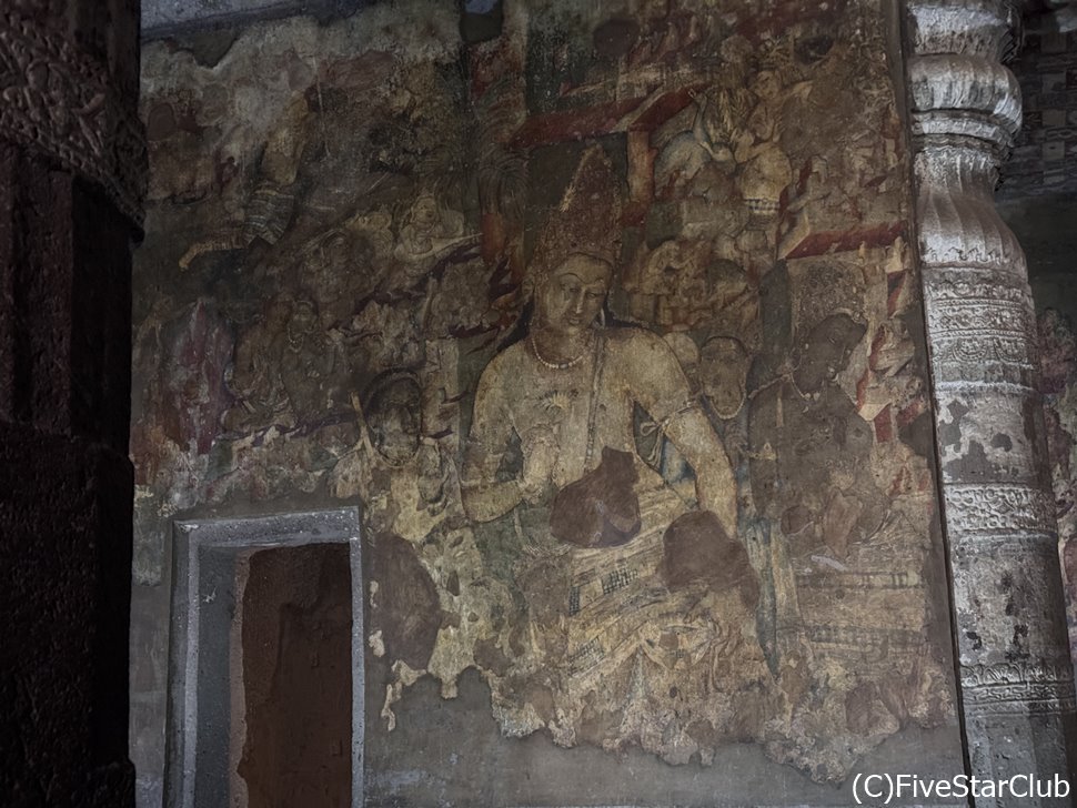 歴史好きモデルが インドのアジャンター・エローラ石窟寺院巡り① ひとり旅世界遺産