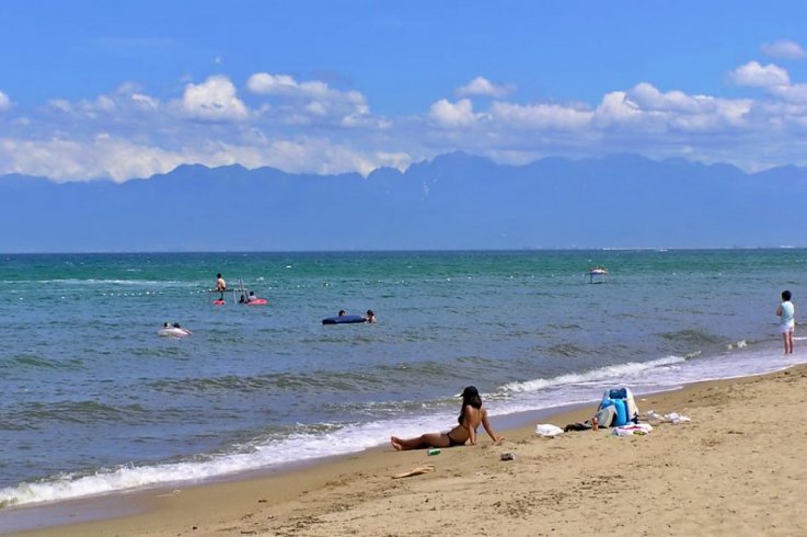 2023年久慈浜海水浴場に海の家はある？駐車場は？シャワーや周辺のご飯情報を紹介