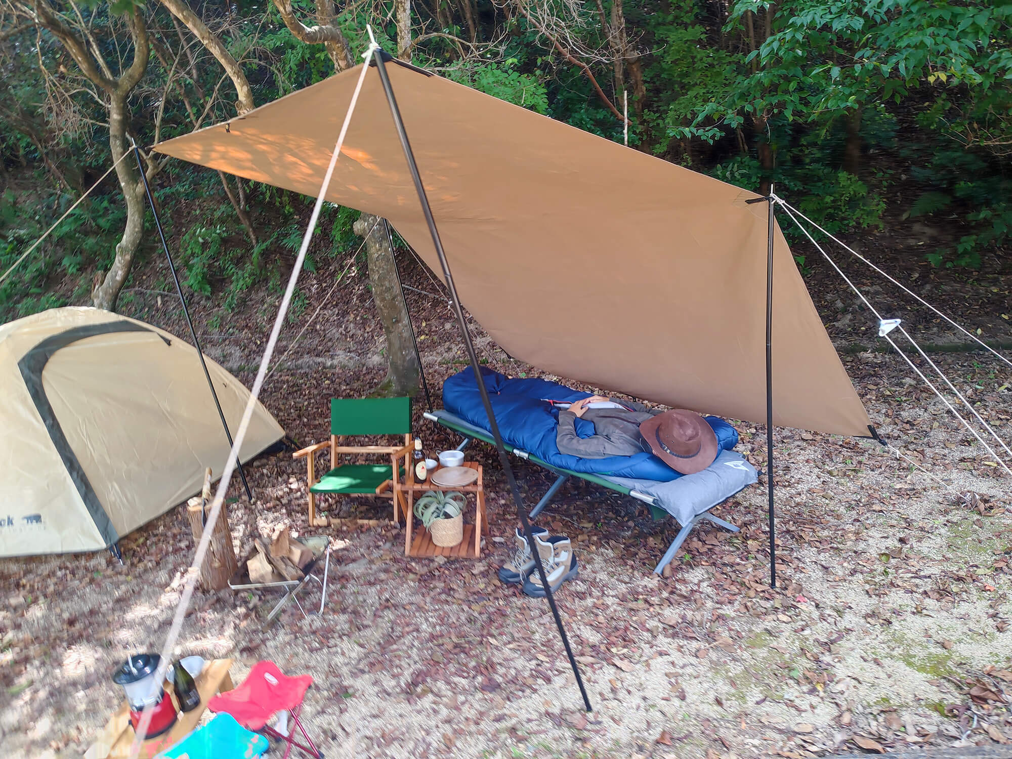 ソロキャンプのおすすめタープそらのしたスタイル