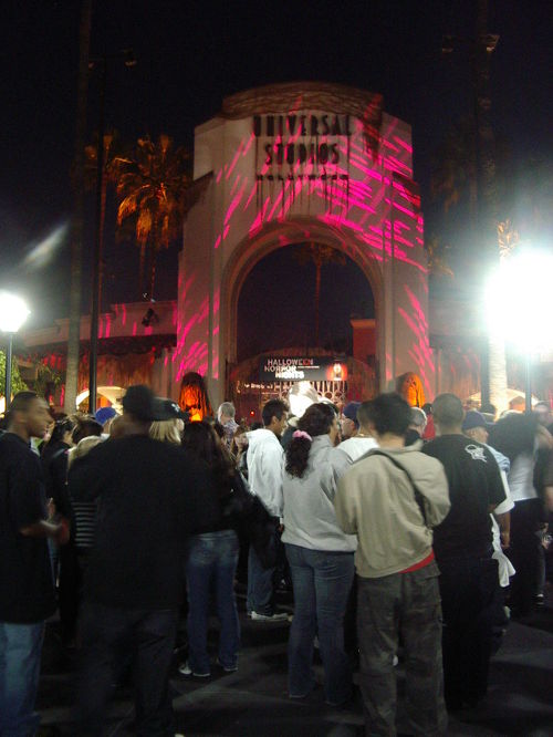 ユニバーサル・ハリウッド「ハロウィーン・ホラー・ナイト」ホラーアトラクション＆ショーを公開あとなびマガジン