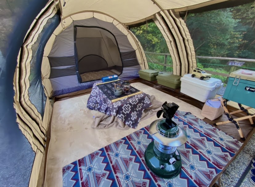 年中快適！ファミリーやグループで楽しめる 抜群の居住性を確保した2ルームテントが新登場。フューチャー株式会社のプレスリリース