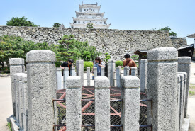 皿屋敷 - Wikipedia