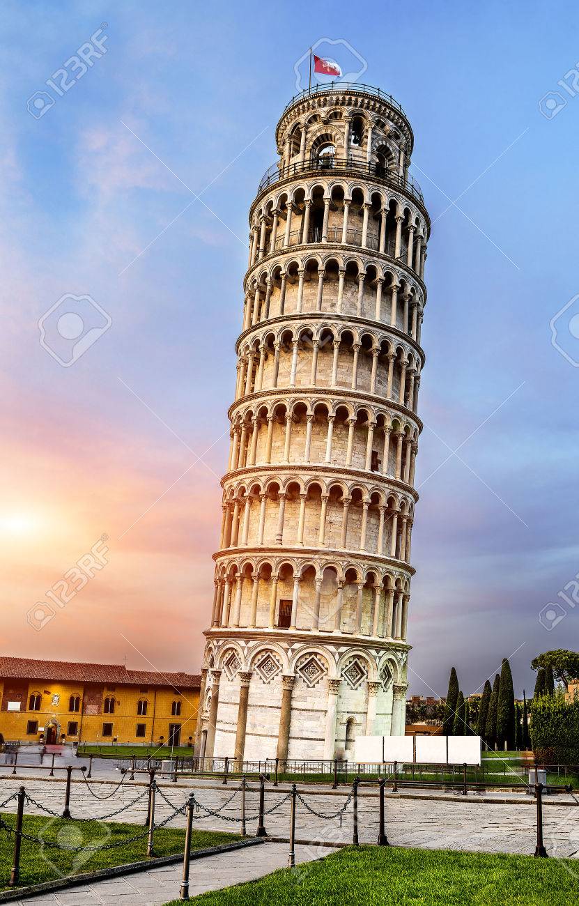 インスタ映えの宝庫！イタリアの世界遺産「ピサの斜塔」は必見！トリドリ