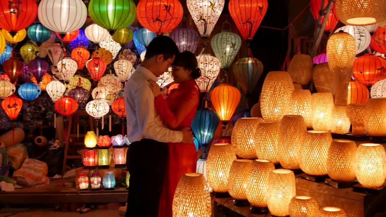 ベトナム伝統のホイアン・ランタン 提灯- 丸型